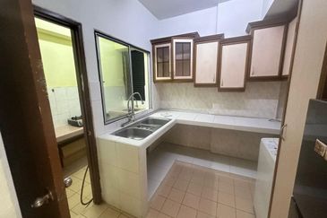 Bayu Tasik Condominium