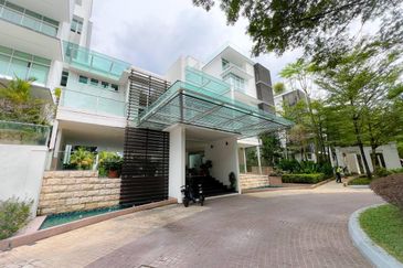 Kenny Hills Residence