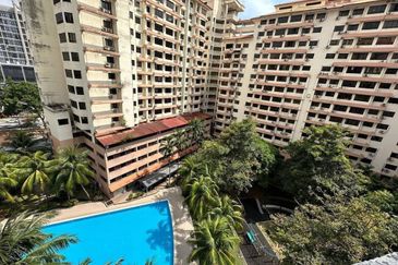 Bayu Tasik Condominium