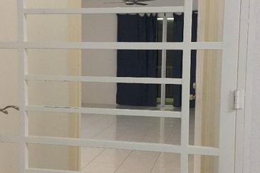 Green Suria Apartment