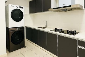 Renai Jelutong Residences