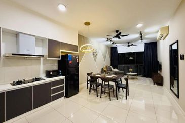 Renai Jelutong Residences