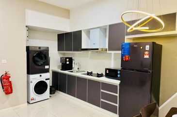 Renai Jelutong Residences