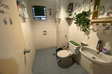 Bayu Tasik Condominium