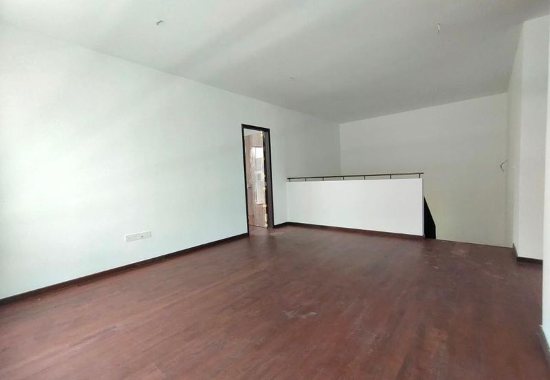 Elmina Green One @ City of Elmina