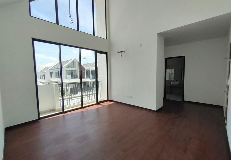 Elmina Green One @ City of Elmina