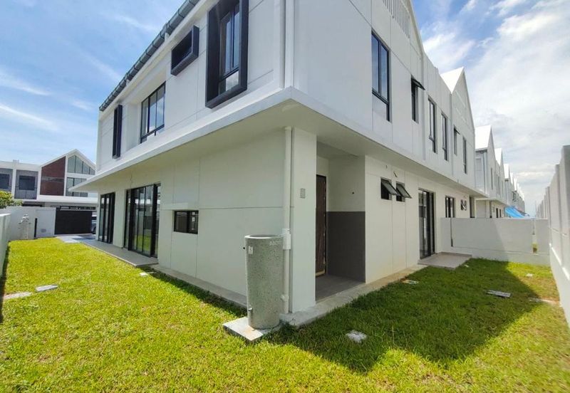 Elmina Green One @ City of Elmina