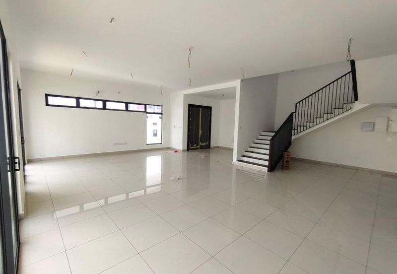 Elmina Green One @ City of Elmina