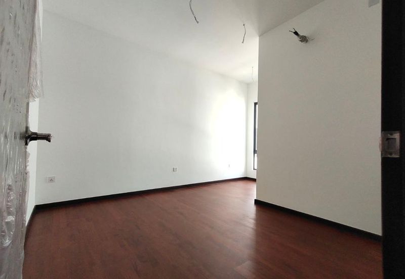 Elmina Green One @ City of Elmina