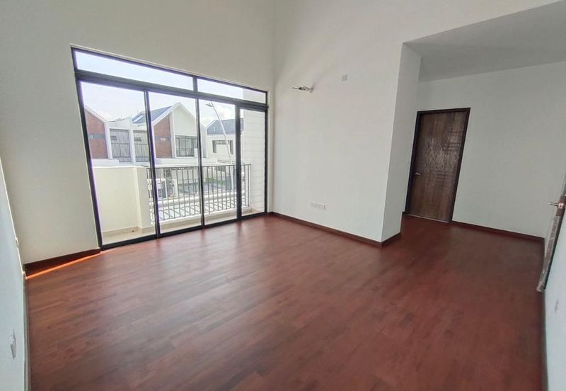 Elmina Green One @ City of Elmina