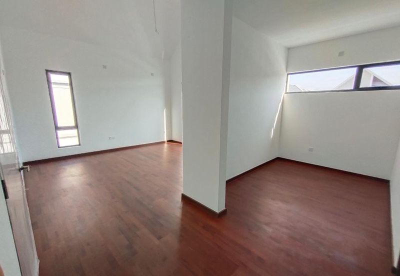 Elmina Green One @ City of Elmina