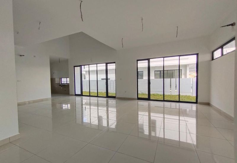 Elmina Green One @ City of Elmina