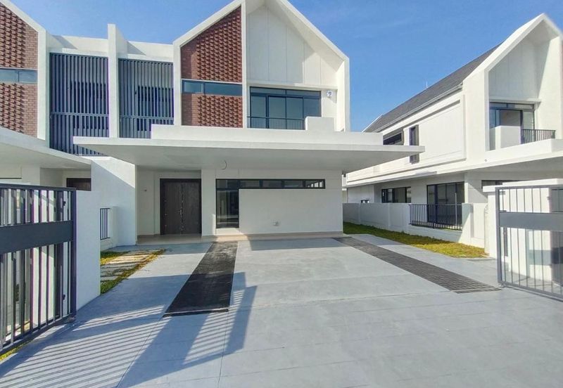 Elmina Green One @ City of Elmina