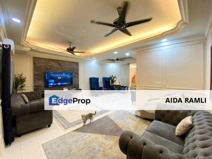 Seksyen 8 Bandar Baru Bangi  Double Storey Intermediate House For Sale, Selangor, Bangi