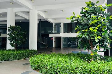 Renai Jelutong Residences