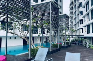 Renai Jelutong Residences