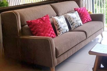 Renai Jelutong Residences