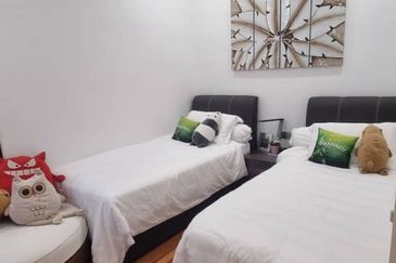 Renai Jelutong Residences