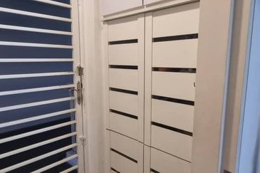 Renai Jelutong Residences