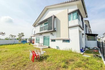 Verna Lake Villas @ Serene Heights