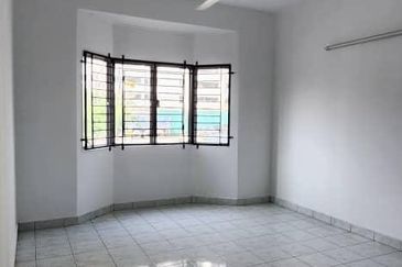 Pangsapuri Mutiara Subang