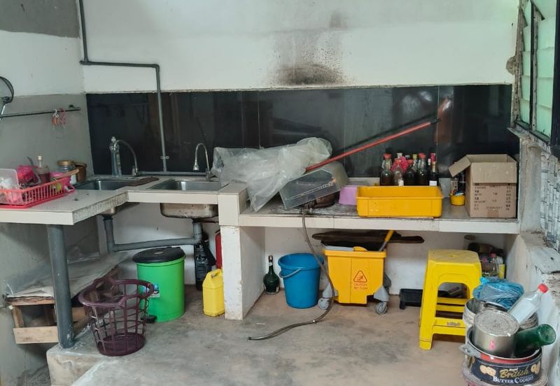 Rumah Setingkat Taman Simpang Kallang Raub Pahang