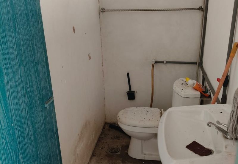 Rumah Setingkat Taman Simpang Kallang Raub Pahang