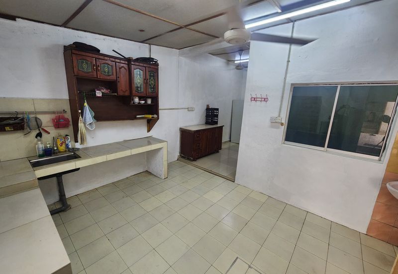 Rumah Setingkat Taman Simpang Kallang Raub Pahang