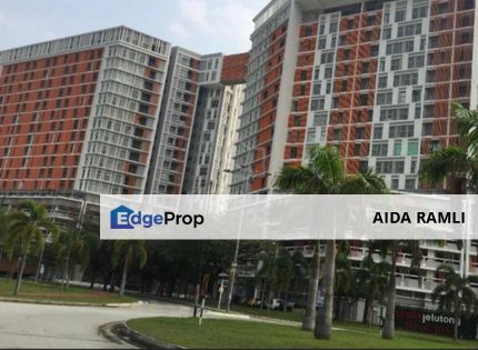 Studio Unit Extra Spacious Balcony Suria Jelutong , Selangor, Bukit Jelutong