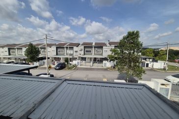 Laman Haris @ Eco Grandeur