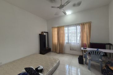 Laman Haris @ Eco Grandeur