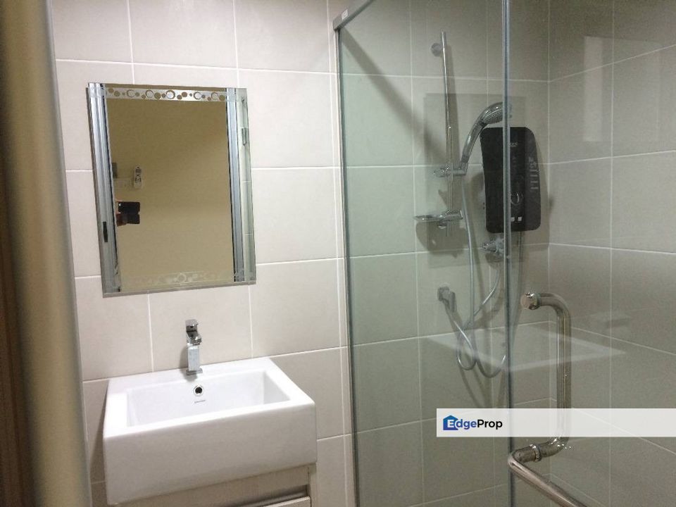 Fully Furnished 3 bedrooms Suria Jelutong, Selangor, Bukit Jelutong