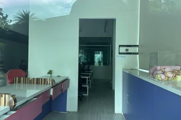 Laman Seri Business Park