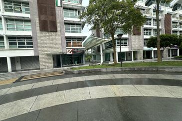 Laman Seri Business Park