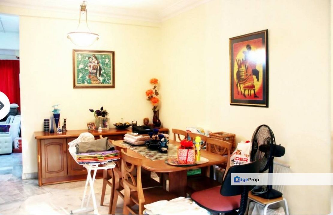  Sri Mahligai Town House seksyen 9 Shah Alam, Selangor, Shah Alam