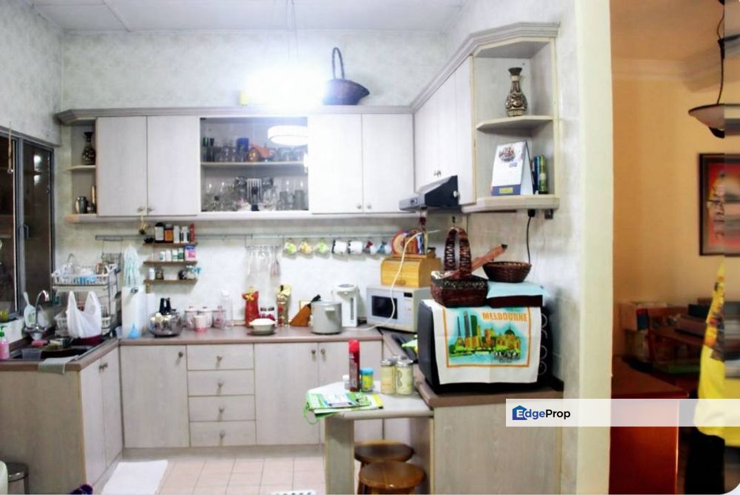  Sri Mahligai Town House seksyen 9 Shah Alam, Selangor, Shah Alam