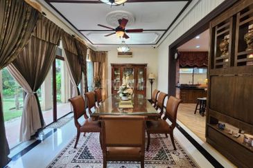 Corner Bungalow D’Puncak Bukit Jelutong Shah Alam