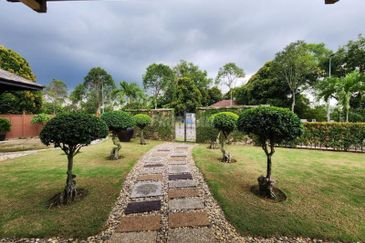 Corner Bungalow D’Puncak Bukit Jelutong Shah Alam