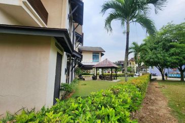 Corner Bungalow D’Puncak Bukit Jelutong Shah Alam