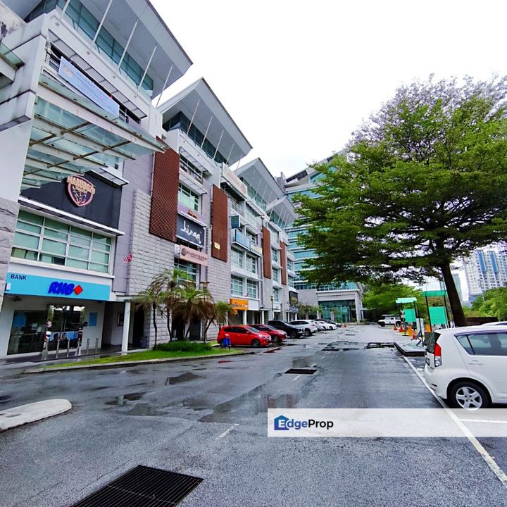 Facing Main  Road  Office Laman Seri Business Park, Selangor, Shah Alam