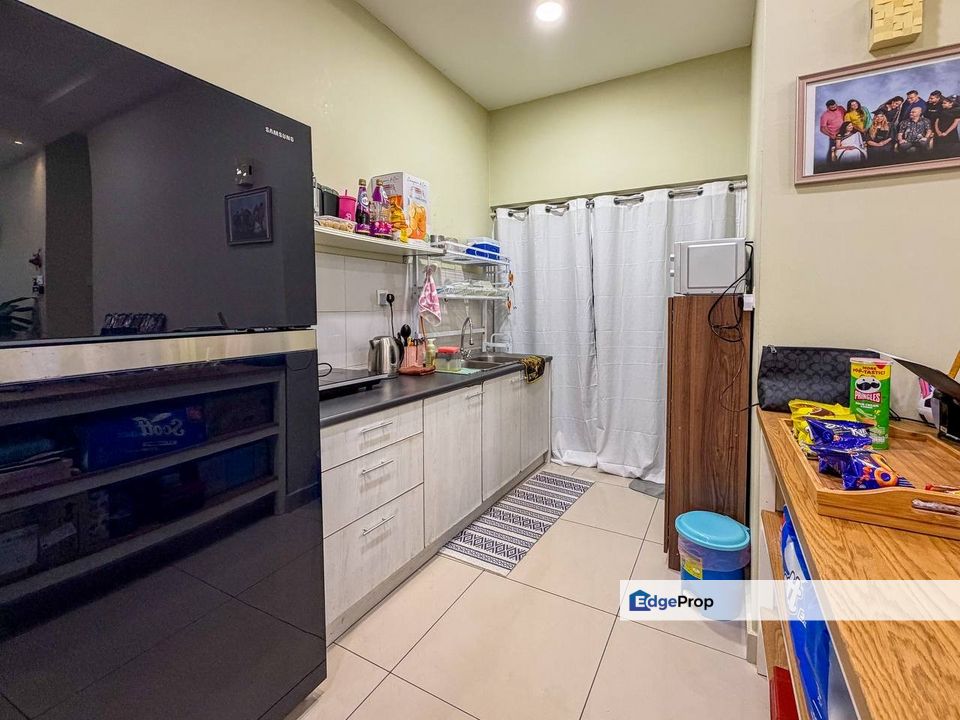 Corner Unit 1 Razak Mansion  Sungai Besi for Sale, Kuala Lumpur, Salak Selatan