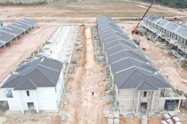 Gurun East Taman Residensi Mesra Fasa 2C Rumah Teres 2 Tingkat Hanya RM265 ribu dengan 4 Bilik ! Rekabentuk Moden