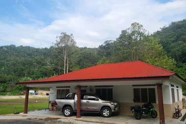 Tanah Kebun For Sales di Jelebu Negeri Sembilan