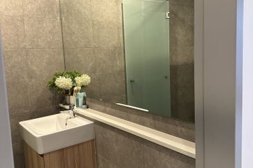 TwinPines Serviced Suites @ Tropicana Grandhill