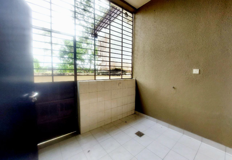  For Sale Semi D  D'Puncak Bukit Jelutong, Shah Alam