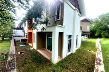  For Sale Semi D  D'Puncak Bukit Jelutong, Shah Alam