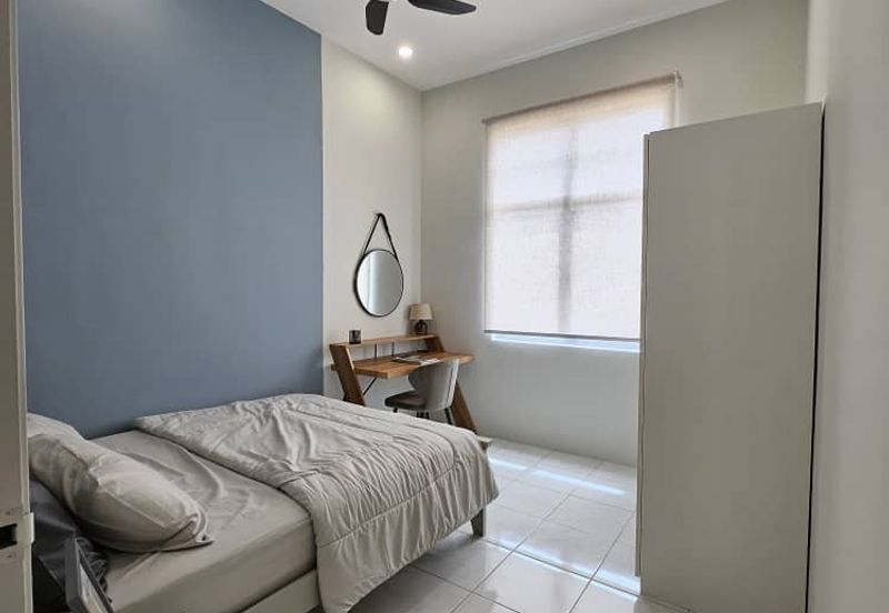 Semi D Satu Tinkgat Taman Bayu Pelangi ( Saujana Sungai Lalang ) Sungai Petani