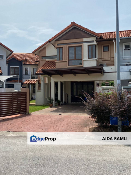 Superlink Semi D Lagenda 2 Double Storey Bukit Jelutong Shah Alam, Selangor, Bukit Jelutong