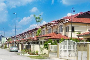 Fully Renovated Storey Terrace Taman Putra Impiana Puchong