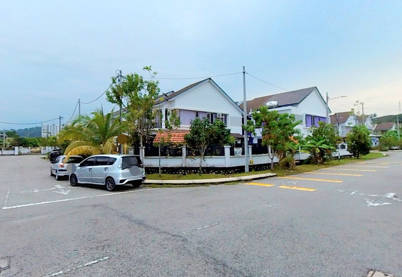 Corner Lot Double Storey Semi D Cluster Bayu Suria Bandar Puncak Alam Selangor